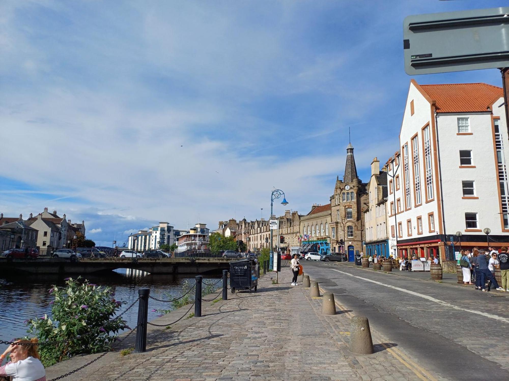Lovely Ground Floor Apartment In Great Location At The Shore, Edinburgh Exterior foto
